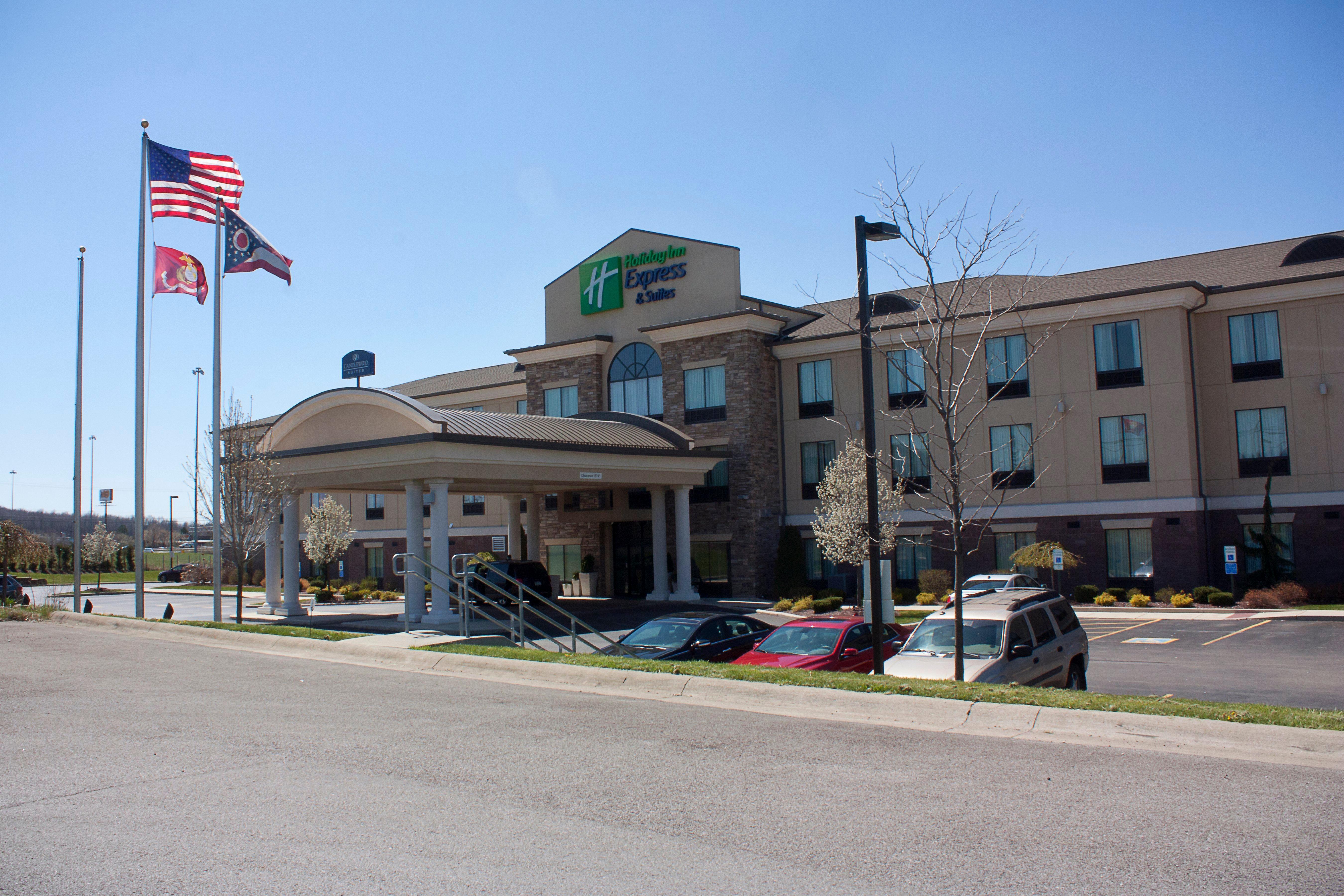 Holiday Inn Express & Suites Youngstown West I 80, An Ihg Hotel Extérieur photo