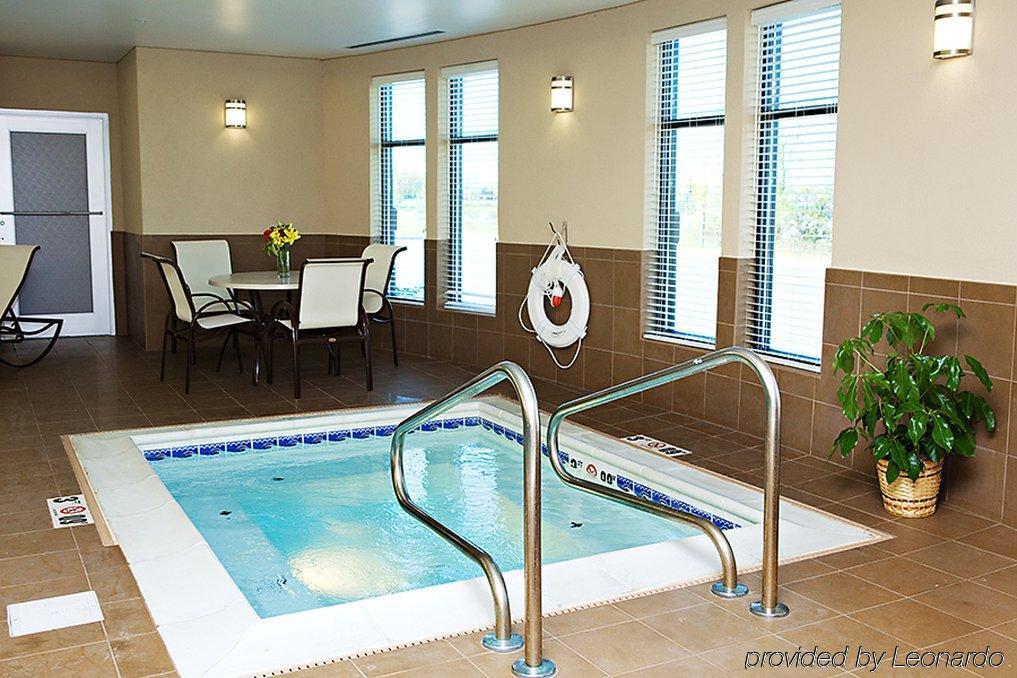 Holiday Inn Express & Suites Youngstown West I 80, An Ihg Hotel Facilités photo