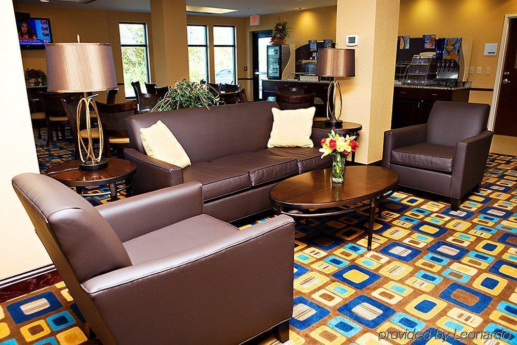 Holiday Inn Express & Suites Youngstown West I 80, An Ihg Hotel Intérieur photo